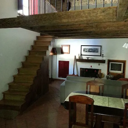 Semesterbostad Charming House Óbidos